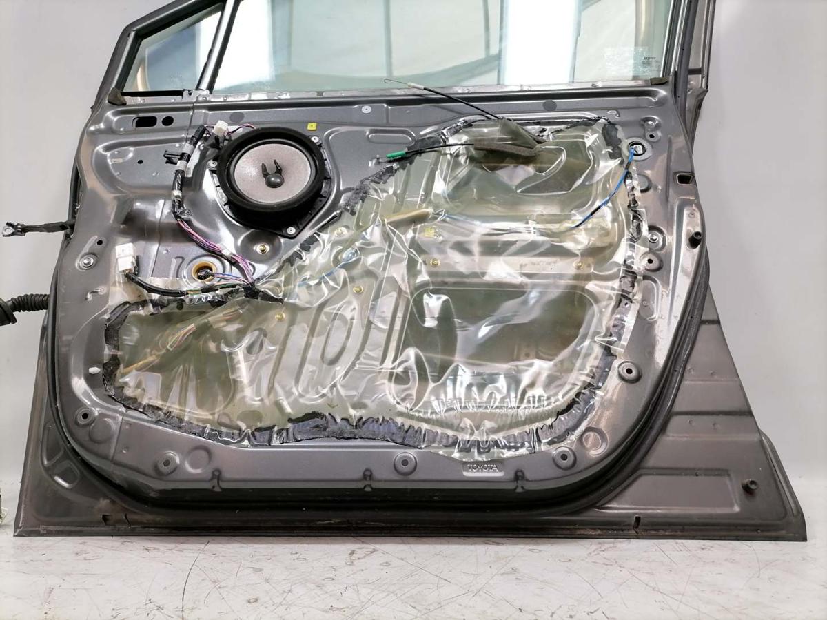 Toyota Corolla Verso original T&uuml;r vorn rechts Graumetallic 1C3 Rohbau Bj.2004